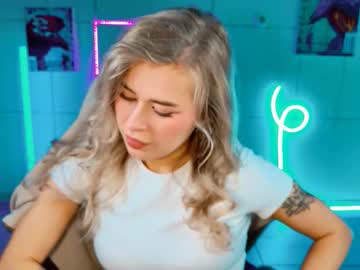Adelloyss October 04, 2025 Chaturbate stream image