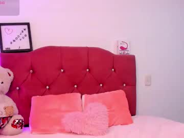 Nikii_28 October 04, 2025 Chaturbate stream image