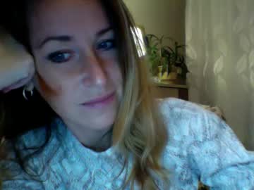 Olyra11 October 04, 2025 Chaturbate stream image