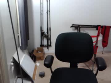 Freakyfreddie305 October 05, 2025 Chaturbate stream image