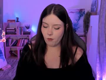Coralinekeyns October 05, 2025 Chaturbate stream image