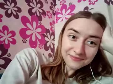 Lareepruyn October 05, 2025 Chaturbate stream image