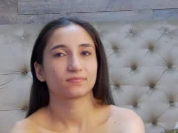 Carolinahart October 05, 2025 Chaturbate stream image