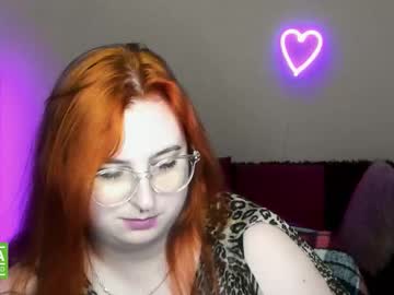 Alicia_Side_Red October 05, 2025 Chaturbate stream image
