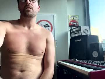Mustacheridesforall October 05, 2025 Chaturbate stream image