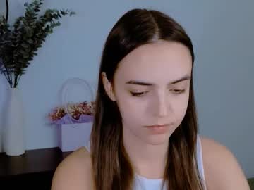 Pacificiris October 05, 2025 Chaturbate stream image