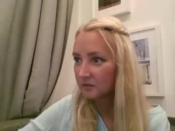 Oxifoxi October 06, 2025 Chaturbate stream image
