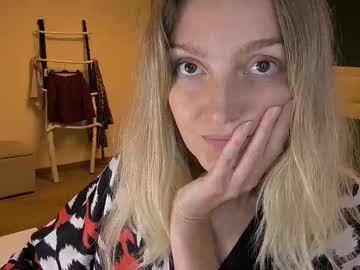 Elyrasnarl October 06, 2025 Chaturbate stream image