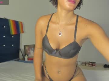 Brunettjhelen October 07, 2025 Chaturbate stream image
