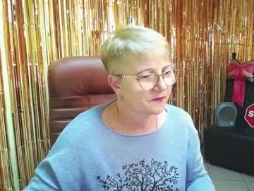 Lunarossa615416 October 07, 2025 Chaturbate stream image