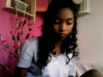 Nouary34 October 08, 2025 Chaturbate stream image