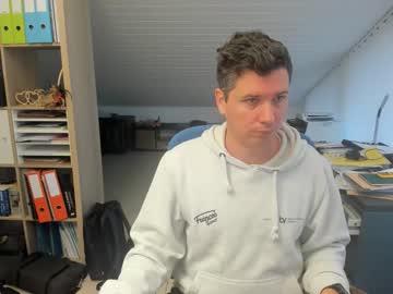Frikits October 08, 2025 Chaturbate stream image