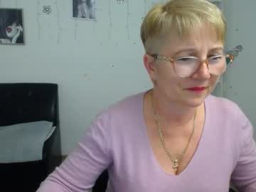 Lunarossa615416 October 08, 2025 Chaturbate stream image