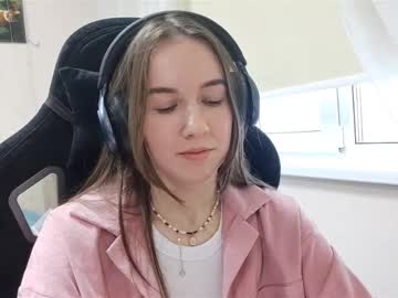 Elizabethrobertello October 08, 2025 Chaturbate stream image