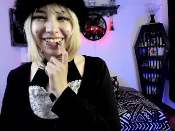 Azu_Moure October 08, 2025 Chaturbate stream image