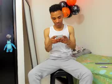 Kenan_2601 October 09, 2025 Chaturbate stream image