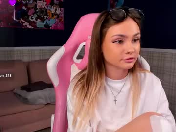 Karina_Broks October 09, 2025 Chaturbate stream image