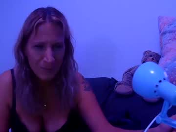 Ryeanne25 October 10, 2025 Chaturbate stream image