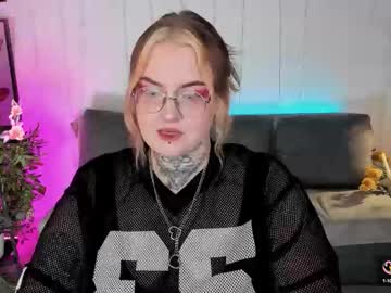 Apriladdamss October 10, 2025 Chaturbate stream image