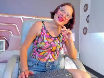 Amydivinee October 14, 2025 Chaturbate stream image