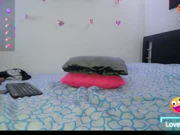 Kylee28 stream photo from October 15, 2025