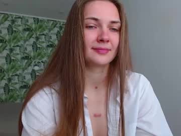 Oliviashiny October 15, 2025 Chaturbate stream image
