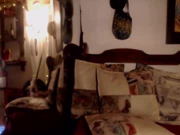 Laye19 October 15, 2025 Chaturbate stream image