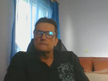 Ulmeni4 October 15, 2025 Chaturbate stream image