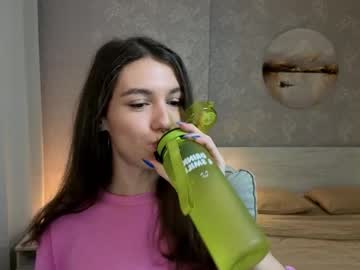 Softwine October 15, 2025 Chaturbate stream image