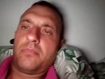 Figonik October 15, 2025 Chaturbate stream image