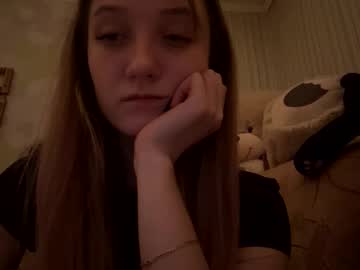 Silverxkitty October 15, 2025 Chaturbate stream image