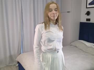 Flower_Princess3 October 16, 2025 Chaturbate stream image
