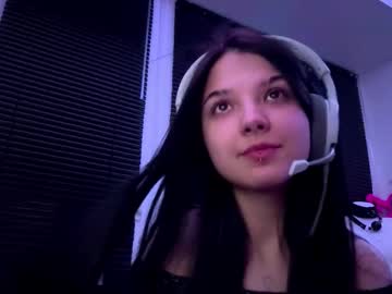 Roxiepiurkowski stream photo from October 16, 2025