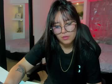 Lunae_555 October 17, 2025 Chaturbate stream image