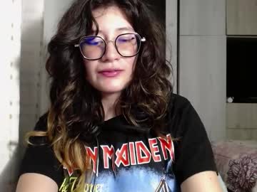 Mariana124_ October 17, 2025 Chaturbate stream image