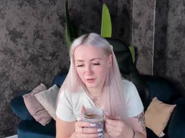 Leslie_Bell October 17, 2025 Chaturbate stream image