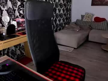 Charlottediamonds October 17, 2025 Chaturbate stream image