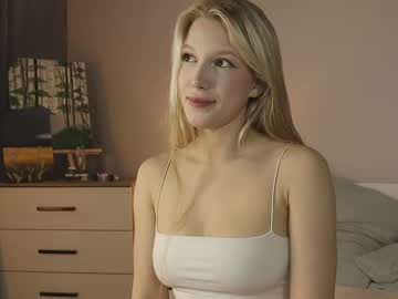 La_Belle_ October 17, 2025 Chaturbate stream image