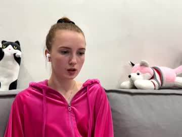 Lydiatrowell October 17, 2025 Chaturbate stream image