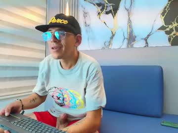 Dylan_Scott21 October 17, 2025 Chaturbate stream image