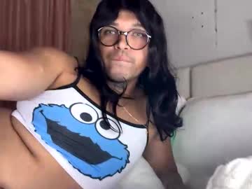 Yannina_21 October 18, 2025 Chaturbate stream image