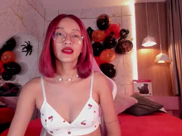 Daphne_Courtis stream photo from October 18, 2025