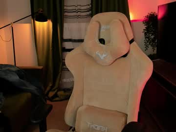 Emilywiled October 18, 2025 Chaturbate stream image
