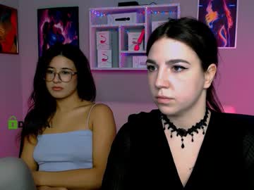 Kiki_Yourlove October 18, 2025 Chaturbate stream image