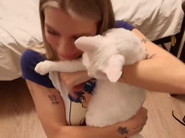 Eziliz October 18, 2025 Chaturbate stream image