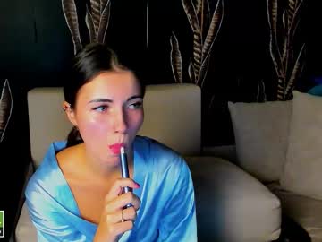Kira_Moon_1 October 18, 2025 Chaturbate stream image