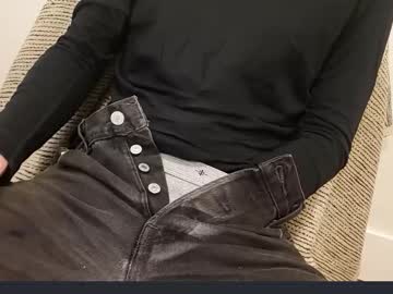 Comfrey October 19, 2025 Chaturbate stream image