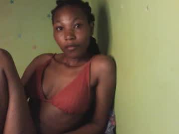 Sweetcandy910 October 19, 2025 Chaturbate stream image
