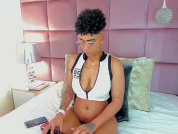Luciawallace October 19, 2025 Chaturbate stream image