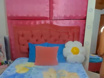 Xxxsarita_Cute stream photo from October 19, 2025